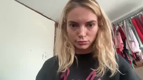 lanaxsharapova online show from 01-17-26, 08:12