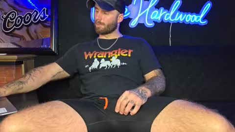 Snapshot of lancehardwood222 chatting on 02-06-26, 01:21 LANCE online show from 02-06-26, 01:21