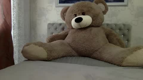 langoria online show from 04-08-26, 12:05