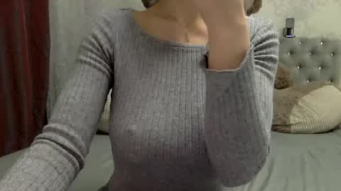 Snapshot of langoria chatting on 05-31-26, 09:27 langoria online show from 05-31-26, 09:27