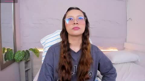 Lanna online show from 04-27-26, 11:52