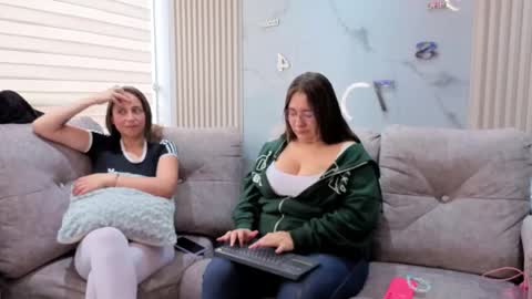 Snapshot of lanna_as chatting on 05-04-26, 03:19 lanna_as online show from 05-04-26, 03:19