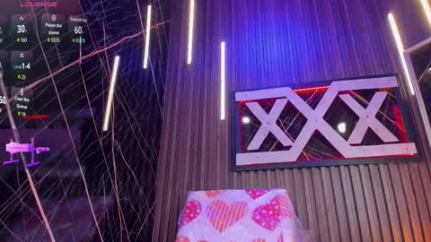 Lana Fox online show from 10-24-25, 04:09