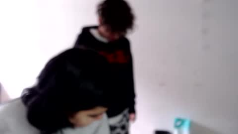 LANNIE   online show from 12-17-24, 06:53