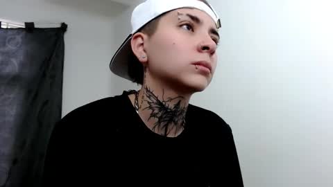 LANNIE   online show from 03-05-25, 12:33