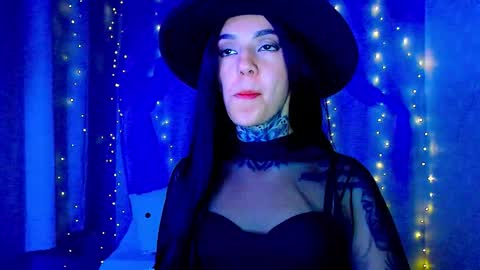 LANNIE   online show from 01-13-26, 01:55