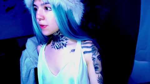 LANNIE   online show from 02-11-26, 03:39