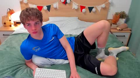 Fandi online show from 11-12-25, 07:09