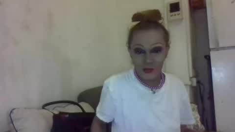 Lapuzzycat201923 online show from 01-10-25, 06:28