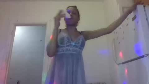 Lapuzzycat201923 online show from 01-11-25, 03:20