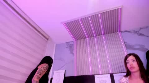 lara_as online show from 04-11-26, 07:45