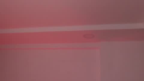 Snapshot of lara_bombshelll chatting on 05-27-26, 05:37 Lara online show from 05-27-26, 05:37