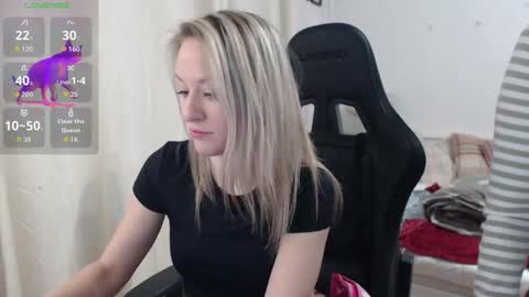 Lara online show from 02-01-26, 03:54