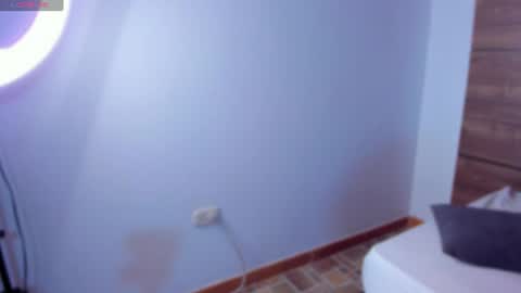 Lara Petit online show from 07-11-26, 10:55