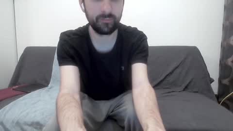 laraaan online show from 12-16-24, 08:58