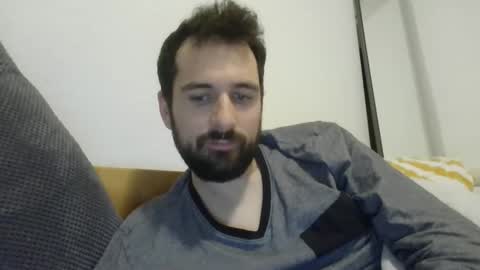 laraaan online show from 10-26-25, 10:15