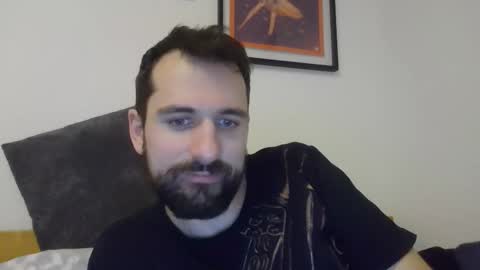 laraaan online show from 03-21-26, 08:34