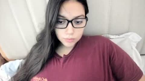 lara online show from 12-22-25, 09:12