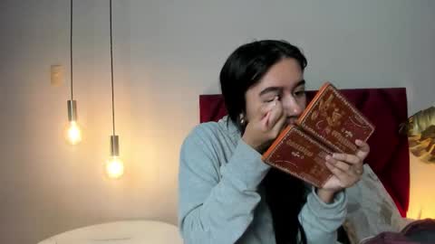 Snapshot of laragoldd chatting on 11-23-25, 02:06 Lara Gold online show from 11-23-25, 02:06