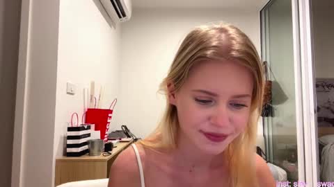 Stella online show from 02-20-26, 10:16