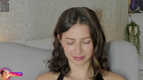 Lara  online show from 11-10-25, 01:54