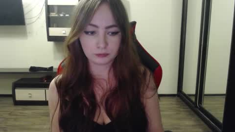 Snapshot of laralianna chatting on 02-17-25, 09:52 Laralianna online show from 02-17-25, 09:52