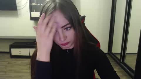 Snapshot of laralianna chatting on 02-28-25, 05:26 Laralianna online show from 02-28-25, 05:26