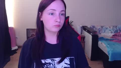 Snapshot of laralianna chatting on 06-27-26, 05:07 Laralianna online show from 06-27-26, 05:07
