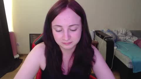 Snapshot of laralianna chatting on 06-28-26, 02:56 Laralianna online show from 06-28-26, 02:56