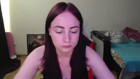 Snapshot of laralianna chatting on 06-29-26, 12:27 Laralianna online show from 06-29-26, 12:27