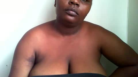 laralovex online show from 01-13-25, 11:30