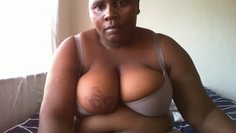 laralovex online show from 02-23-25, 01:53