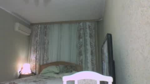 laramrs online show from 02-04-26, 05:41