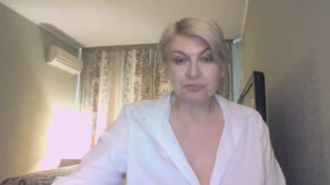 laramrs online show from 04-25-26, 01:41