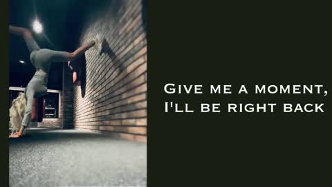 Snapshot of laras_moans chatting on 11-23-25, 08:25 laras_moans online show from 11-23-25, 08:25