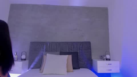 Laura online show from 02-24-26, 12:25