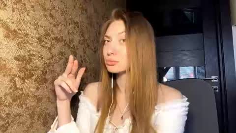 Eva online show from 06-15-26, 07:10