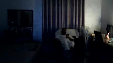 largepanny online show from 01-03-25, 08:01