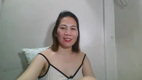 Snapshot of laricemsbest chatting on 10-31-25, 06:47 Larice online show from 10-31-25, 06:47