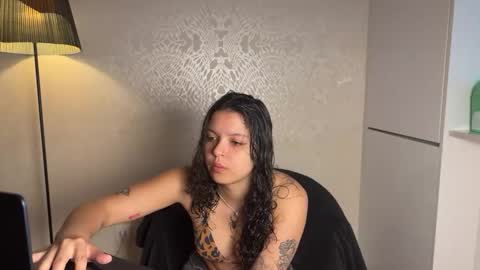 Rossi angel online show from 05-18-26, 06:14