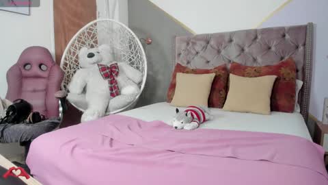 laris_park online show from 12-18-24, 04:20