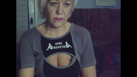 larisaq4ugo24 online show from 01-11-25, 10:51
