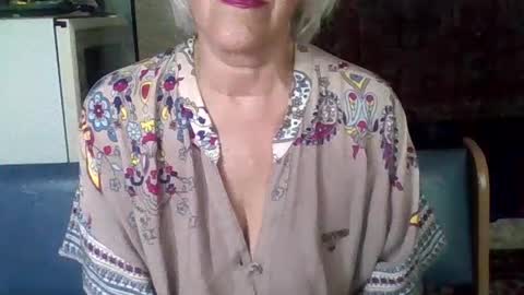 larisaq4ugo24 online show from 06-24-26, 08:46