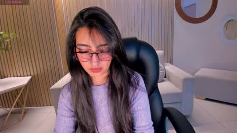 Snapshot of larisasmirnov chatting on 10-24-25, 05:48 Larisa Smirnov online show from 10-24-25, 05:48