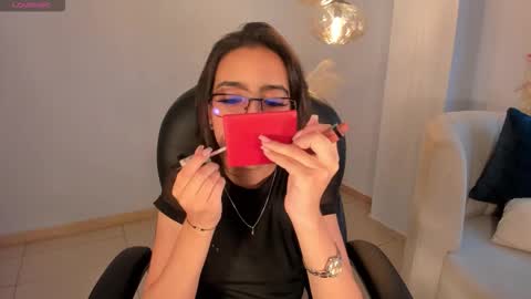 Snapshot of larisasmirnov chatting on 11-05-25, 04:45 Larisa Smirnov online show from 11-05-25, 04:45