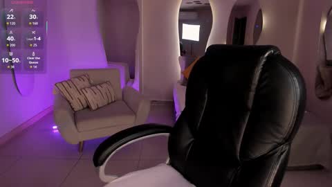 Snapshot of larisasmirnov chatting on 12-02-25, 04:07 Larisa Smirnov online show from 12-02-25, 04:07