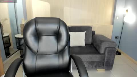 Larisa Smirnov online show from 02-14-26, 04:53