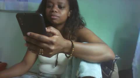 Snapshot of larissa645771 chatting on 10-16-25, 05:03 larissa645771 online show from 10-16-25, 05:03