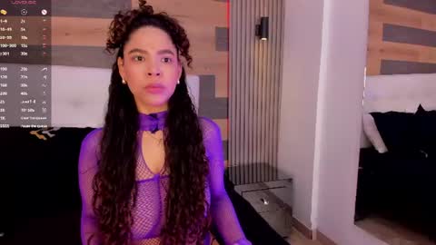 Larissa online show from 07-09-26, 11:47