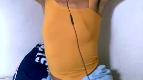 Snapshot of larra27 chatting on 02-28-26, 08:15 Malala online show from 02-28-26, 08:15